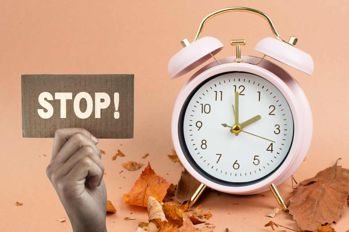 sveglia orologio stop