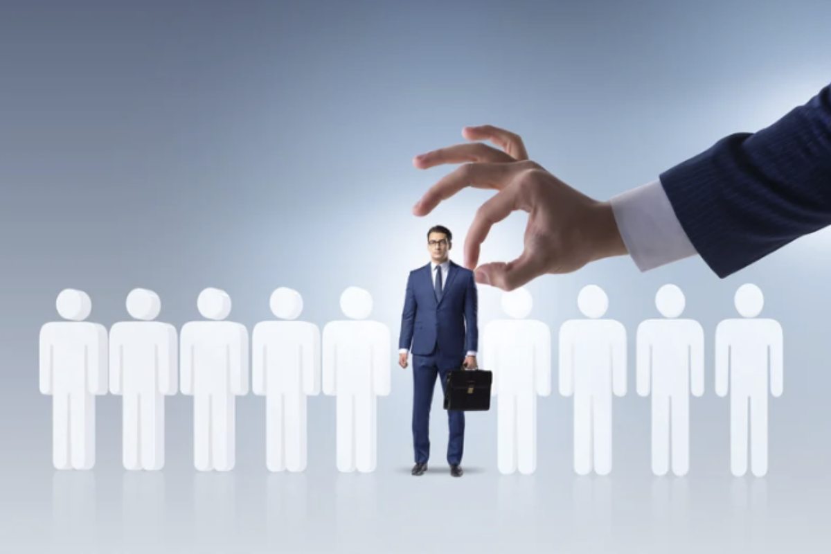 In particolare, i giudici hanno sancito che i Contratti Collettivi Nazionali di Lavoro (CCNL) non costituiscono più una misura assoluta