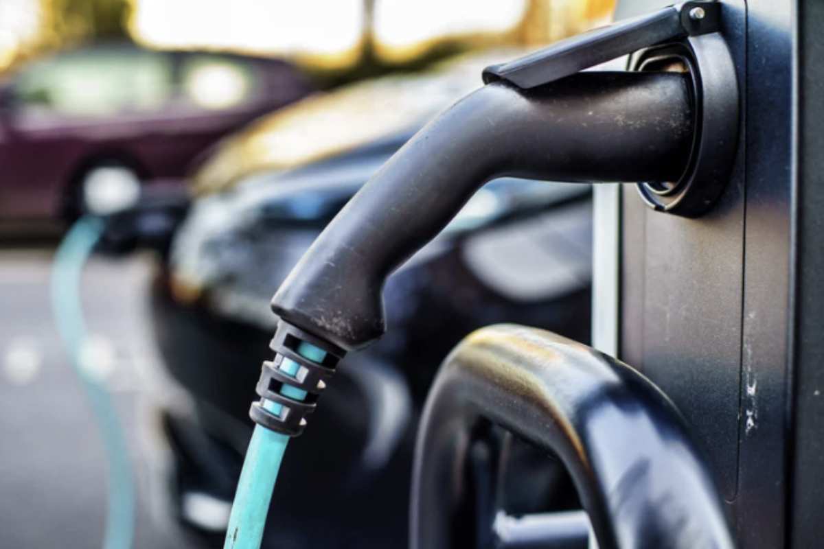 La proposta ha già incontrato forti resistenze da parte del comparto automobilistico britannico. L’associazione Smmt, 