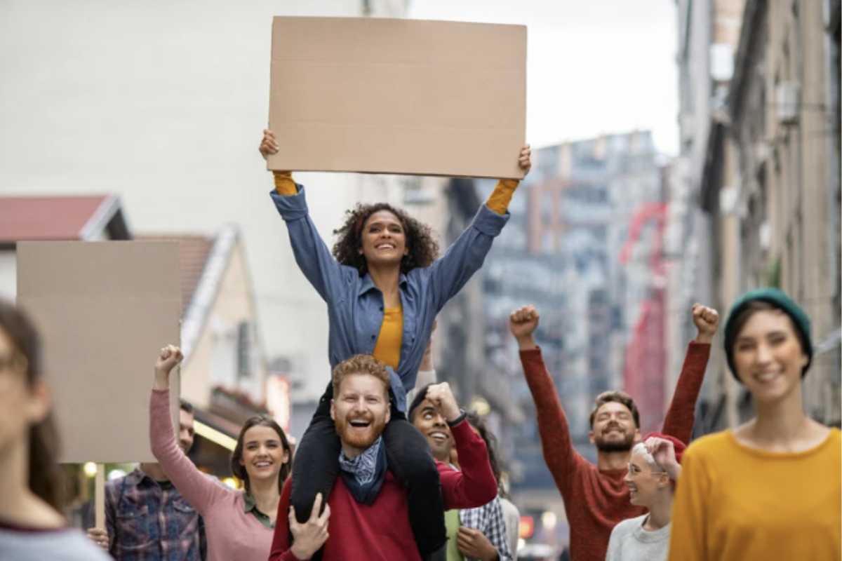 Con questo pronunciamento, si sancisce un principio fondamentale che rafforza la libertà dei lavoratori di scioperare autonomamente, senza la necessità