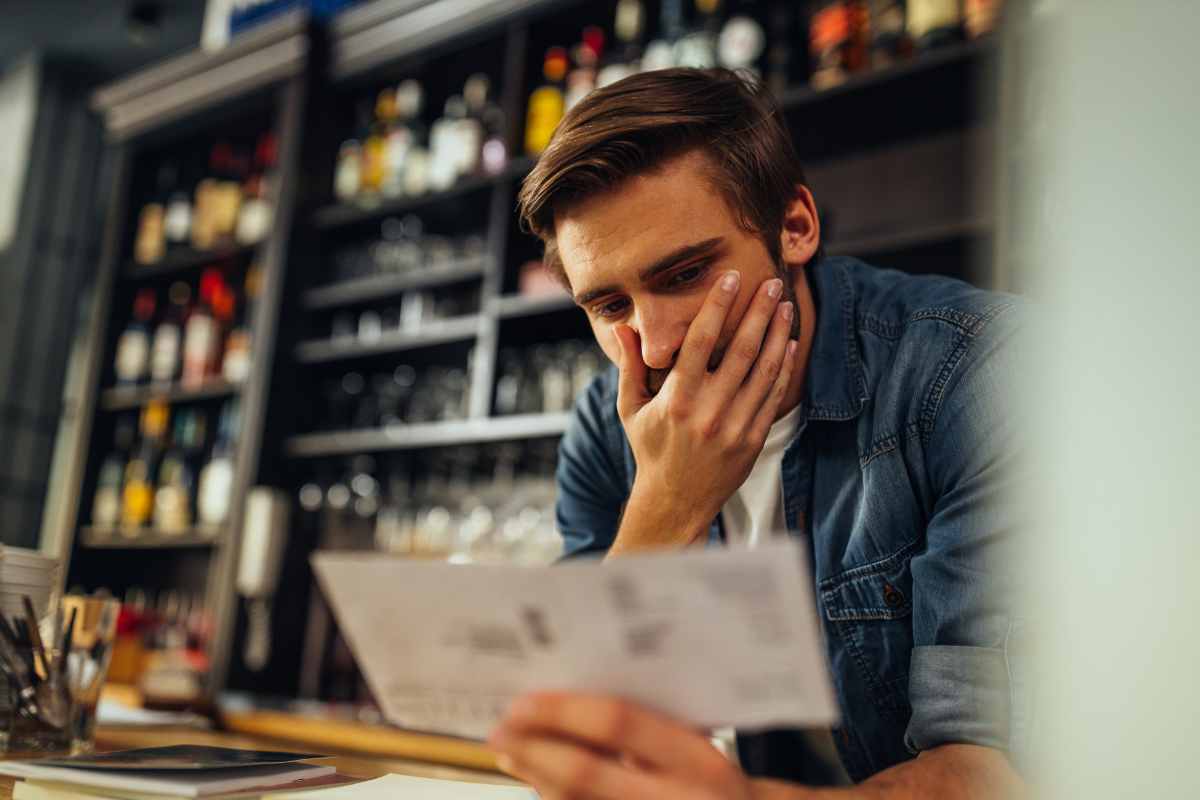 aumento bollette Bollette telefoniche fuori controllo, scordatevi il recesso gratuito