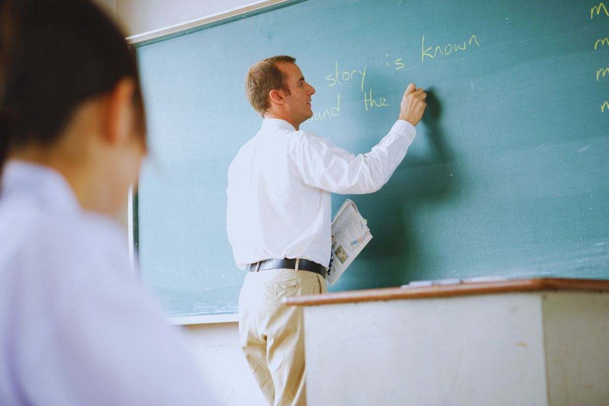 docente ha dovuto restituire 10 anni di stipendi